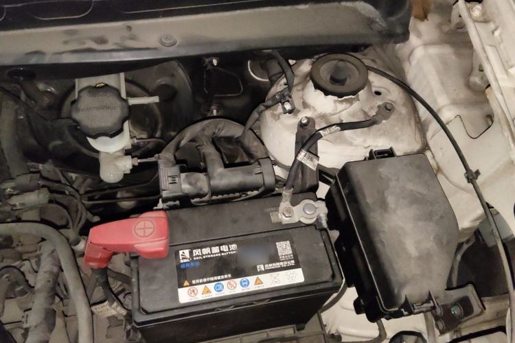 Used Kia Soul 2012 1.6L AT Premium Engine Bay Left