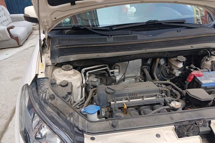 Used Kia Soul 2012 1.6L AT Premium Engine Bay Right
