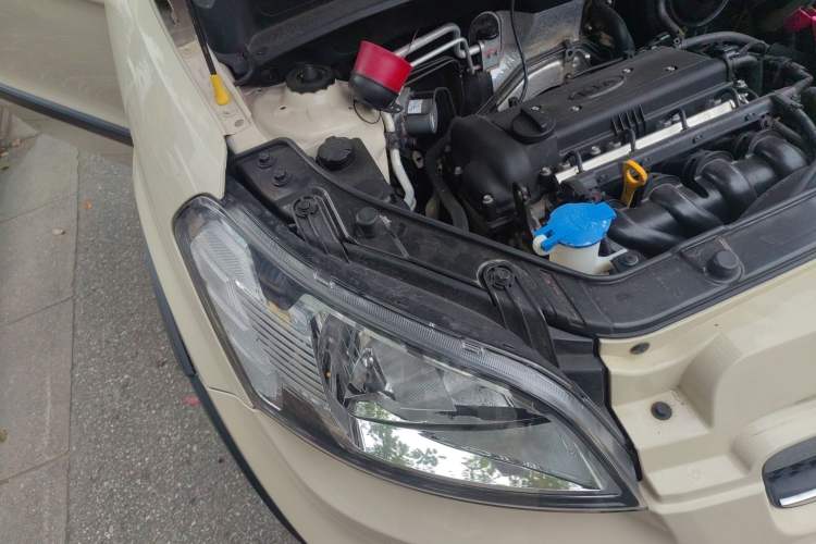 Used Kia Soul 2012 1.6L MT GL Engine Bay Right