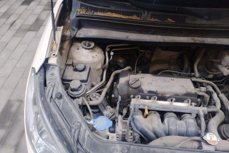 Used Kia Soul 2012 1.6L AT GL Engine Bay Right