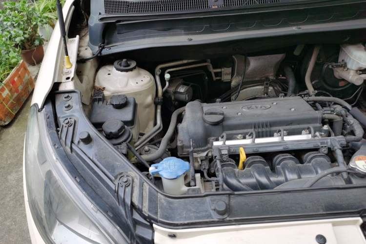 Used Kia Soul 2012 1.6L AT GLS Engine Bay Right