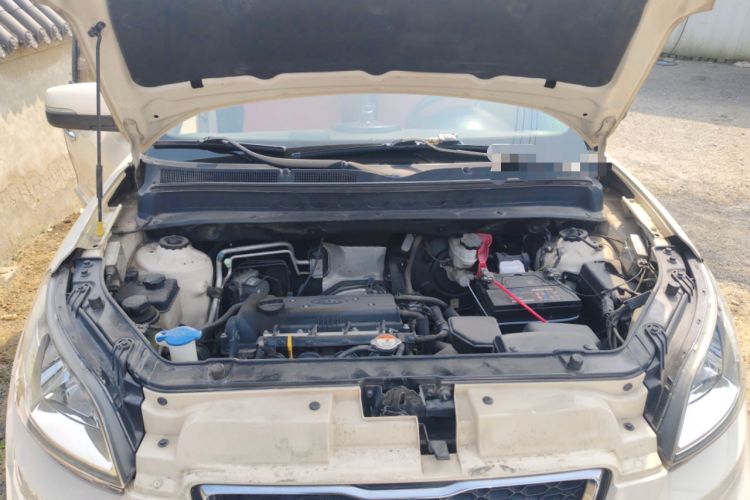 Used Kia Soul 2012 1.6L MT GLS Engine Bay