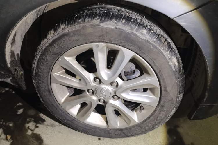 Used Kia Soul 2012 1.6L AT Premium Exterior 2
