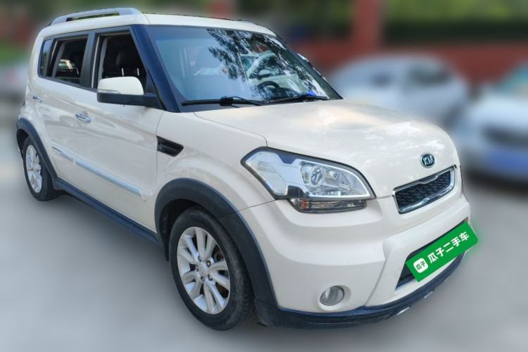 Used Kia Soul 2012 1.6L AT Premium Front Right 45 Deg