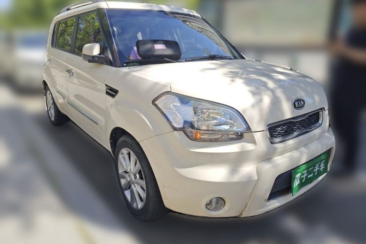 Used Kia Soul 2012 1.6L AT GLS Front Right 45 Deg
