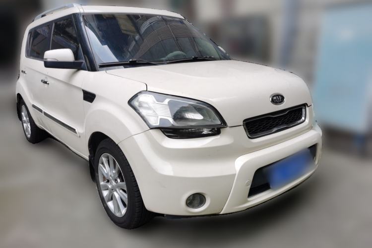 Used Kia Soul 2012 1.6L AT GLS Front Right 45 Deg