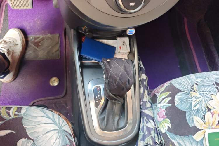 Used Kia Soul 2012 1.6L AT Premium Gear Lever
