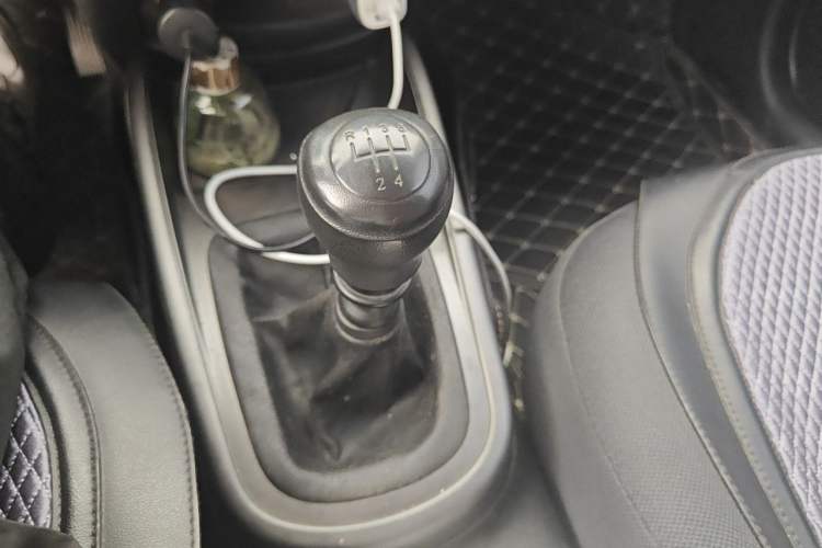 Used Kia Soul 2012 1.6L MT GL Gear Lever