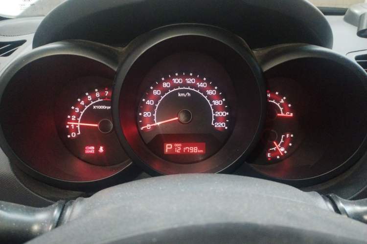 Used Kia Soul 2012 1.6L AT GL Instrument Cluster