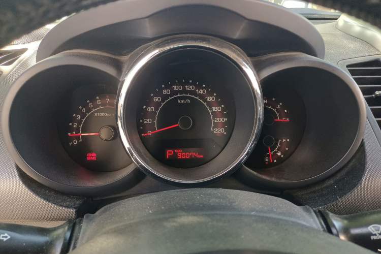 Used Kia Soul 2012 1.6L AT GL Instrument Cluster