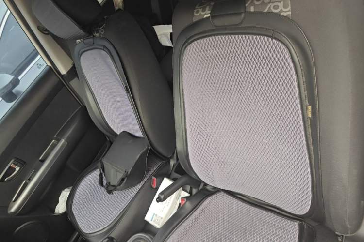 Used Kia Soul 2012 1.6L MT GL Left Front Seat