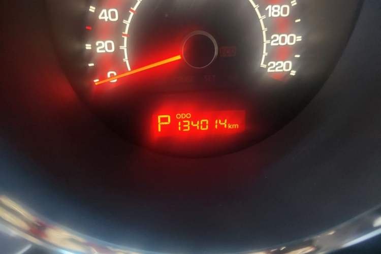Used Kia Soul 2012 1.6L AT Premium Odometer Close Up
