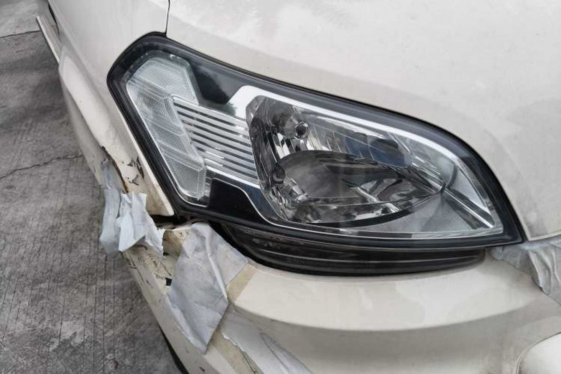 Used Kia Soul 2012 1.6L AT Premium Right Front Headlight