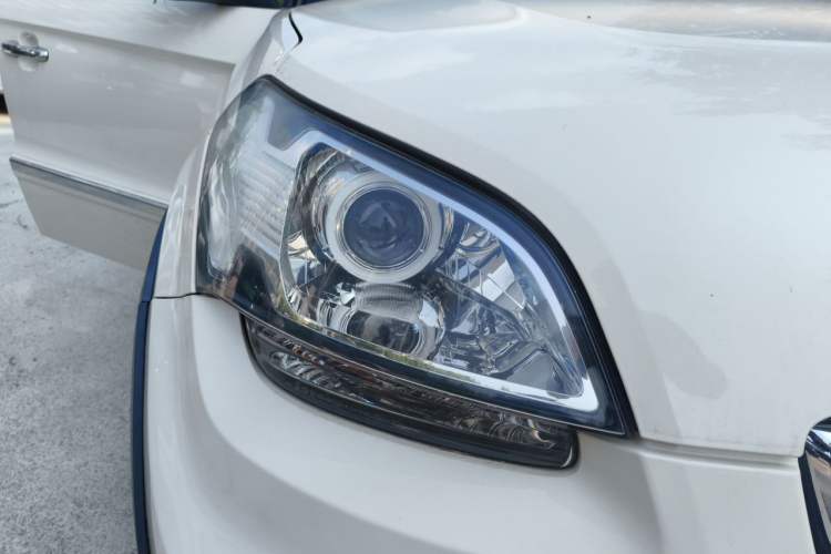 Used Kia Soul 2012 1.6L AT Premium Right Front Headlight