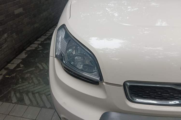 Used Kia Soul 2012 1.6L AT Premium Right Front Headlight