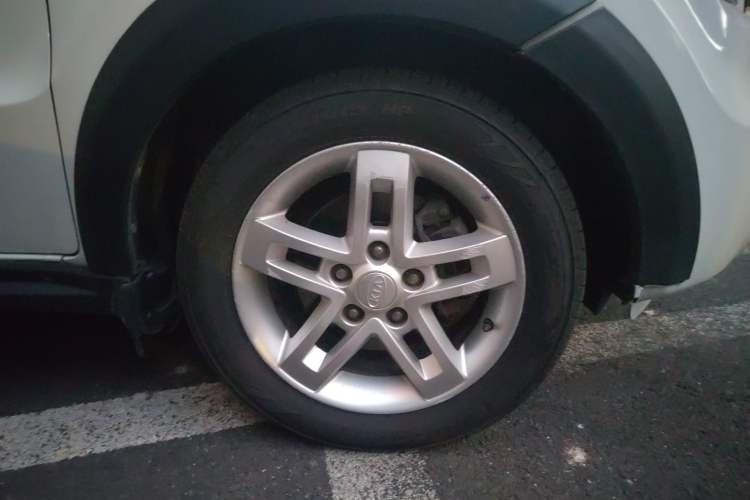 Used Kia Soul 2012 1.6L AT GL Right Front Wheel Hub