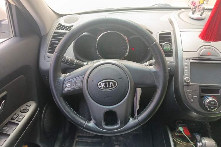 Used Kia Soul 2012 1.6L AT Premium Steering Wheel