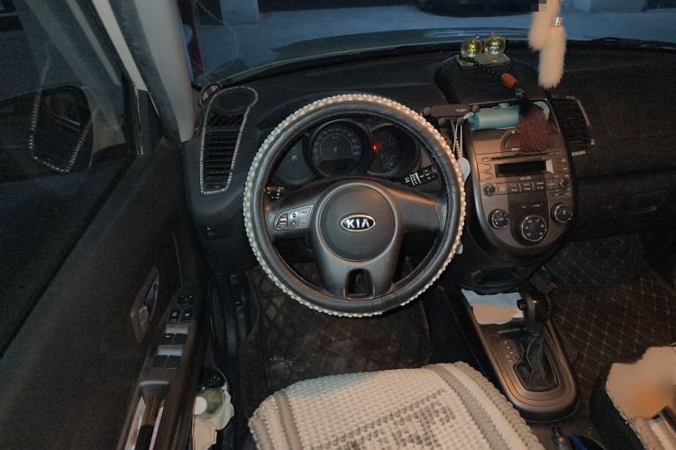 Used Kia Soul 2012 1.6L AT GL Steering Wheel