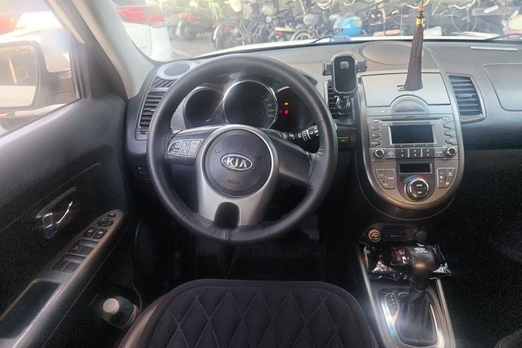 Used Kia Soul 2012 1.6L AT Premium Steering Wheel