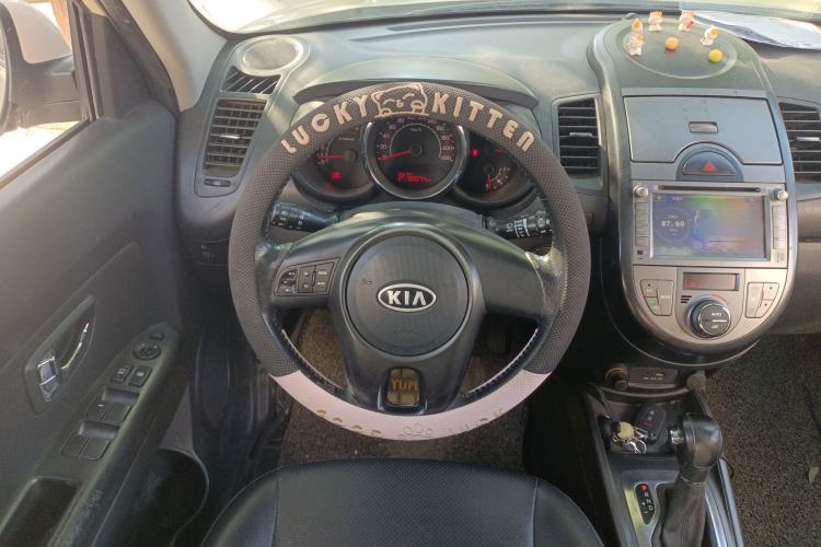 Used Kia Soul 2012 1.6L AT GL Steering Wheel