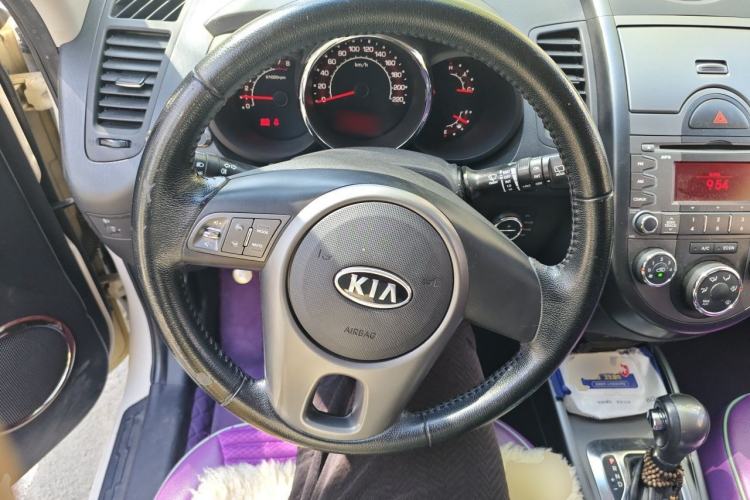 Used Kia Soul 2012 1.6L AT GLS Steering Wheel