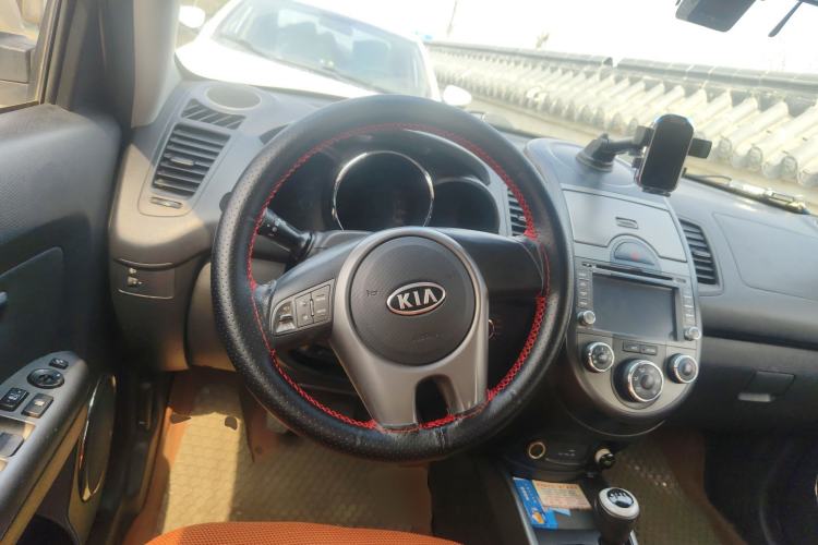 Used Kia Soul 2012 1.6L MT GLS Steering Wheel