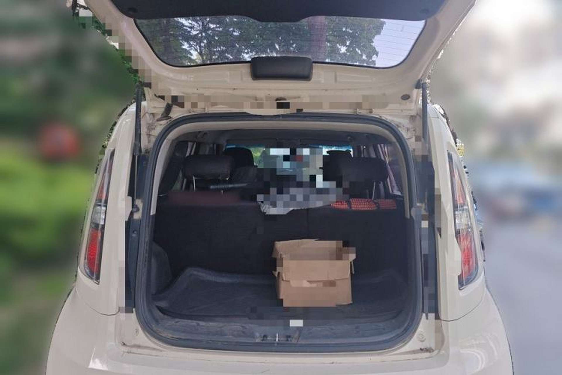 Used Kia Soul 2012 1.6L MT GL Trunk