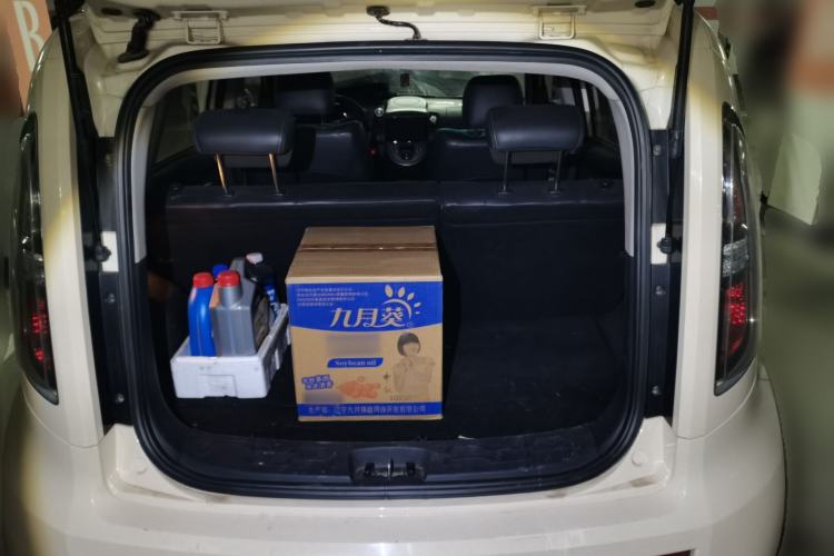 Used Kia Soul 2012 1.6L AT Premium Trunk