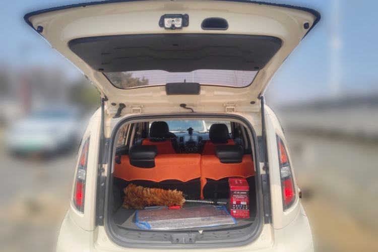 Used Kia Soul 2012 1.6L MT GLS Trunk