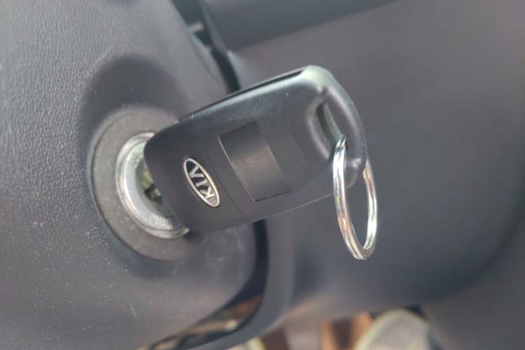 Used Kia Soul 2012 1.6L MT GL Vehicle Key