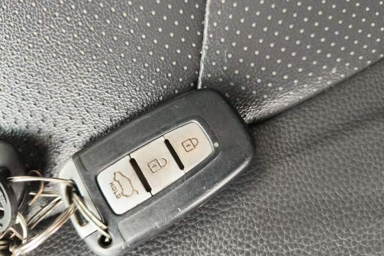 Used Kia Soul 2012 1.6L AT Premium Vehicle Key
