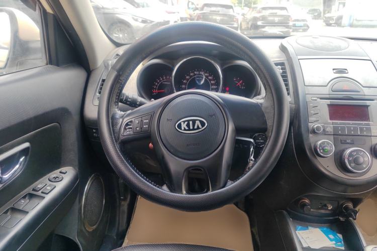 Used Kia Soul 2012 1.6L MT GLS Steering Wheel