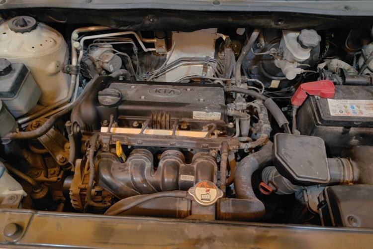 Used Kia Soul 2013 1.6L AT Premium Engine Bay