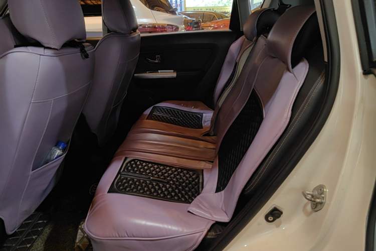 Used Kia Soul 2013 1.6L AT Premium Left Rear Seat