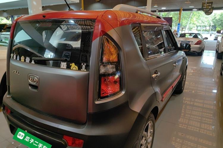 Used Kia Soul 2013 1.6L AT Premium Rear Right 45 Deg