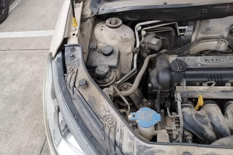 Used Kia Soul 2013 1.6L AT Premium Engine Bay Right