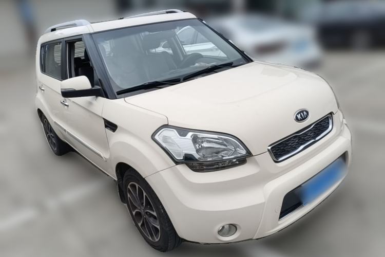 Used Kia Soul 2013 1.6L AT Premium Front Right 45 Deg