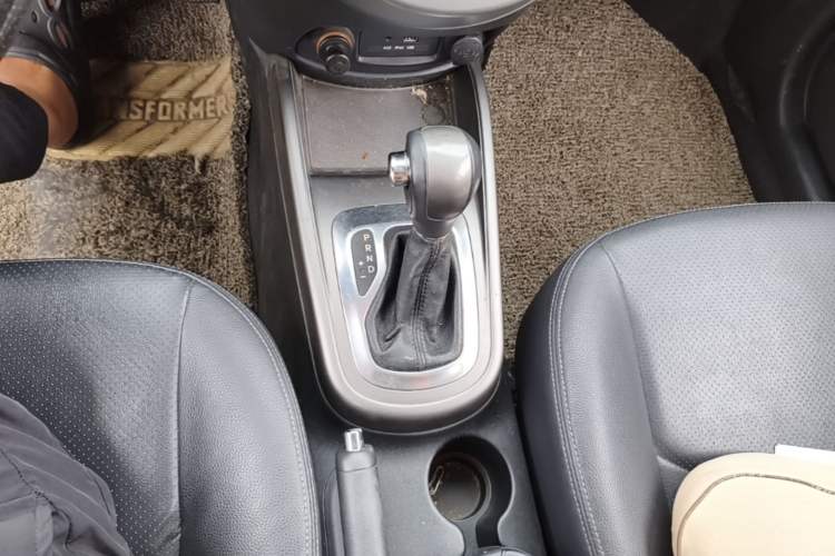 Used Kia Soul 2013 1.6L AT Premium Gear Lever