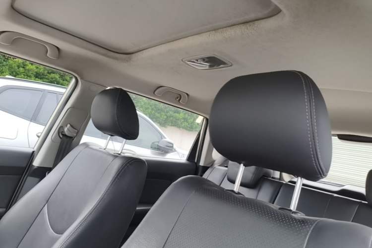 Used Kia Soul 2013 1.6L AT Premium Headliner