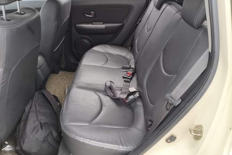 Used Kia Soul 2013 1.6L AT Premium Left Rear Seat