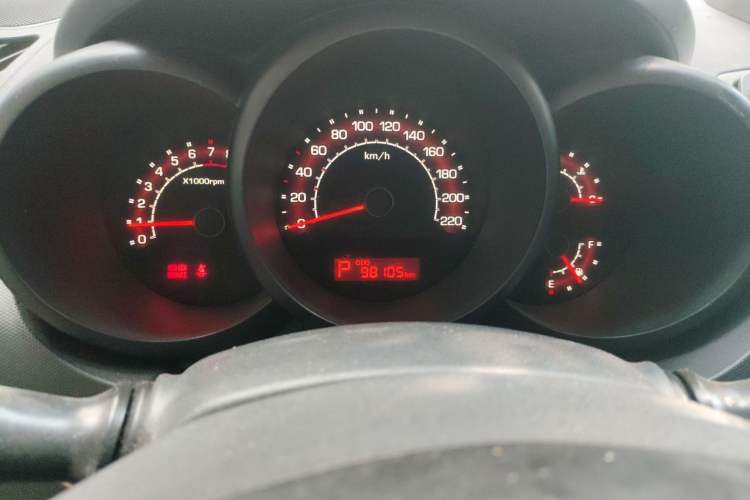Used Kia Soul 2013 1.6L AT GL Odometer Close Up