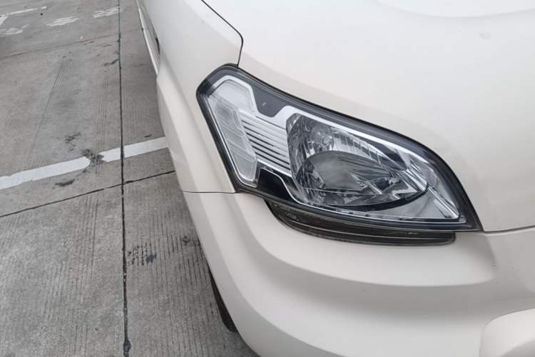 Used Kia Soul 2013 1.6L AT Premium Right Front Headlight