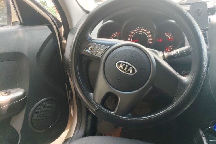 Used Kia Soul 2013 1.6L AT GL Steering Wheel