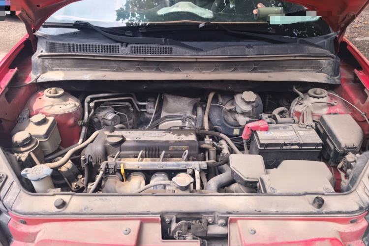 Used Kia Soul 2013 1.6L AT Premium Engine Bay