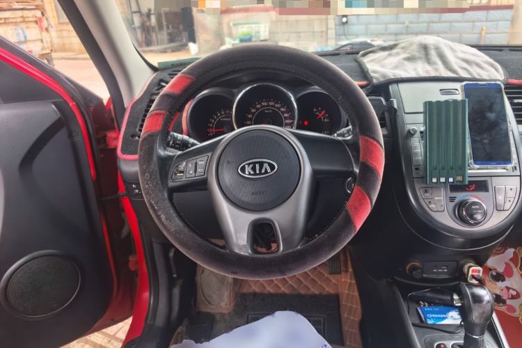 Used Kia Soul 2013 1.6L AT Premium Steering Wheel