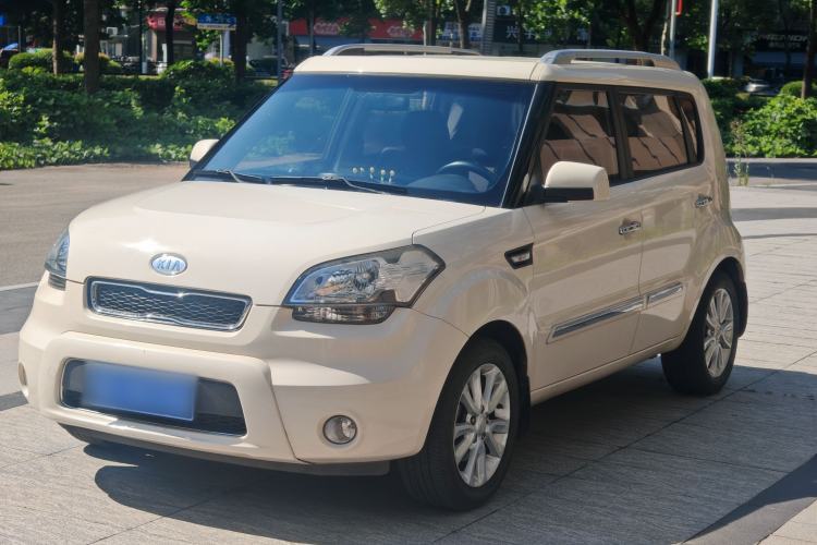 Used Kia Soul 2013 1.6L AT GL Guazi used car, China used car export, Used car for sale, Used Kia cars, Cheapest cars for sale