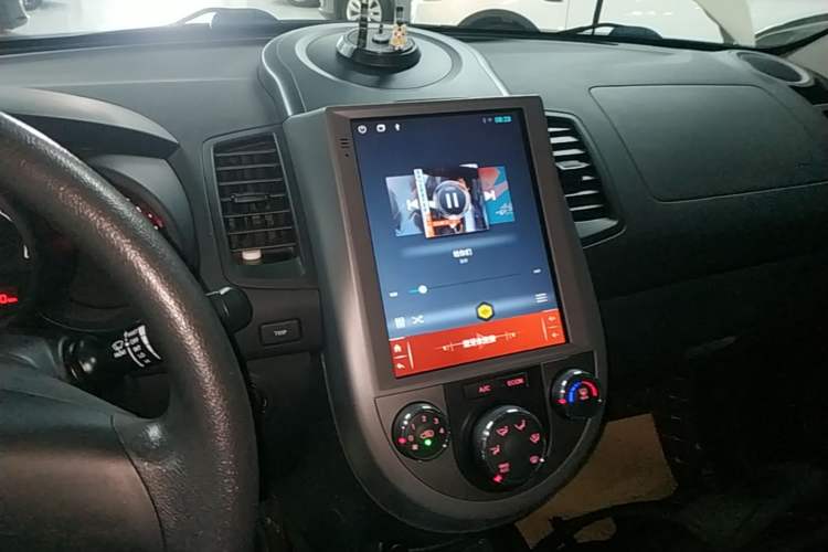 Used Kia Soul 2013 1.6L AT GL Audio And AC Panel