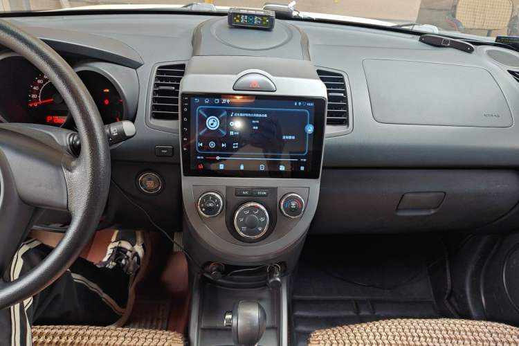 Used Kia Soul 2013 1.6L AT GL Audio And AC Panel