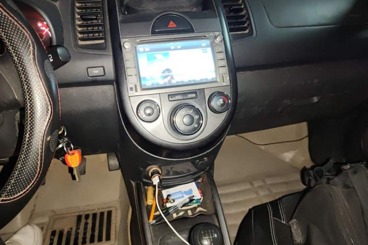 Used Kia Soul 2013 1.6L MT GL Audio And AC Panel