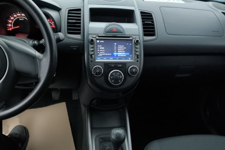 Used Kia Soul 2013 1.6L MT GL Audio And AC Panel
